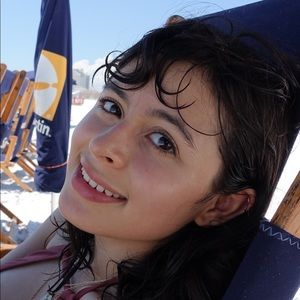 Meet your Posher, Joyce